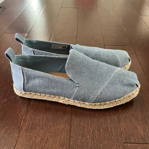 Tom’s denim espadrille size 6.5